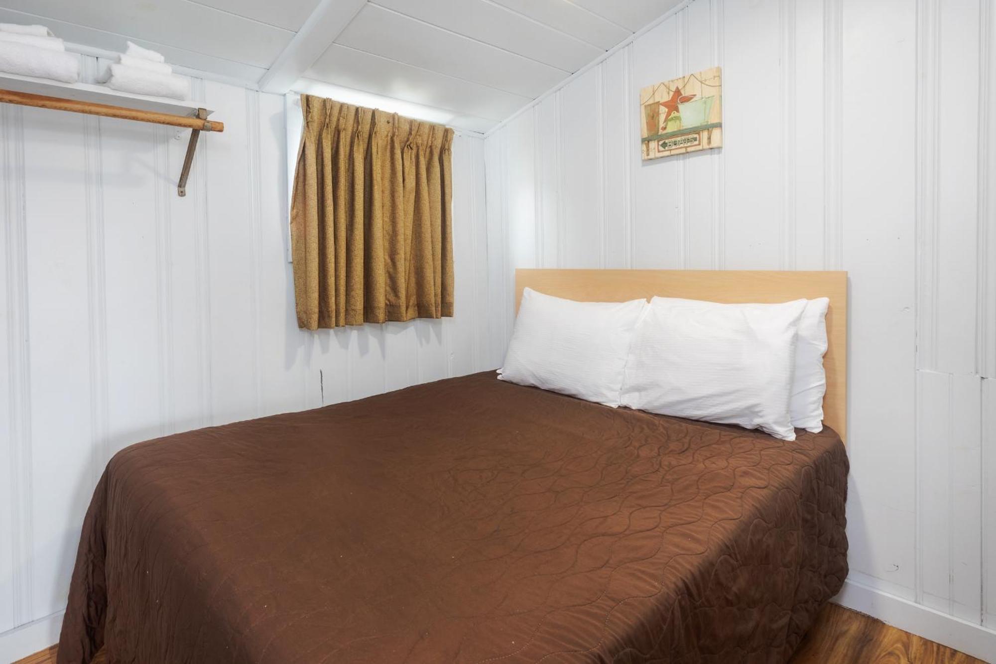 Marguerite Motel ハンプトン エクステリア 写真