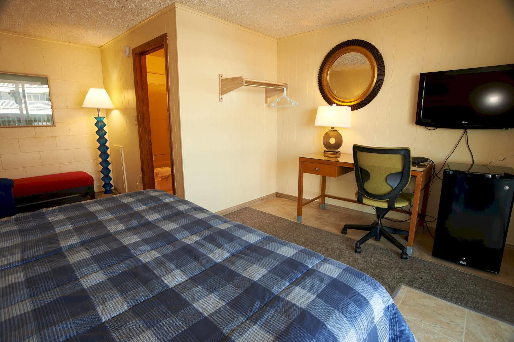 Marguerite Motel ハンプトン エクステリア 写真