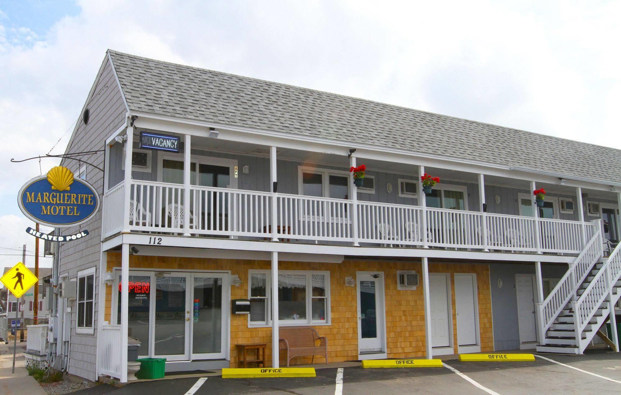 Marguerite Motel ハンプトン エクステリア 写真